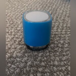 Portable Bluetooth Speaker - Blue